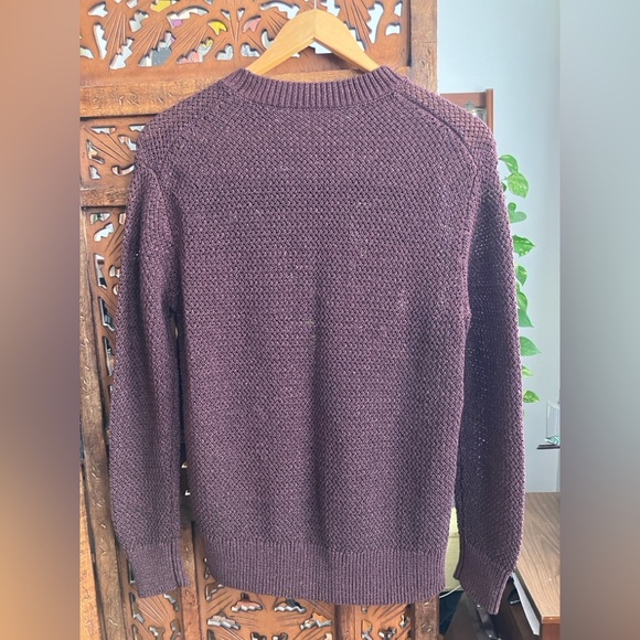 Theory brown crew neck sweater, textured mesh knit - Picture 2 of 7